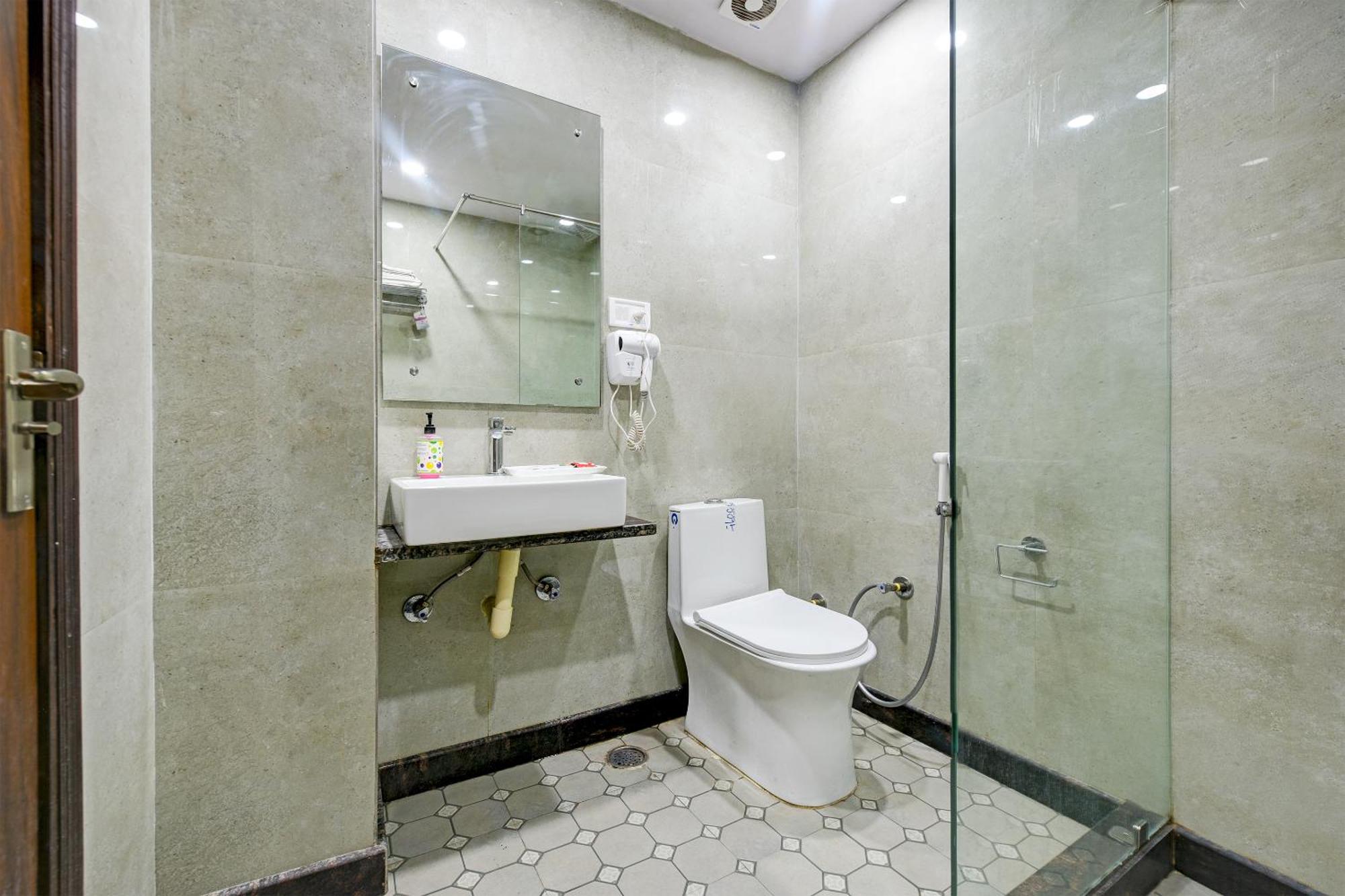 Hotel Le Grand - Walk-In From Rk Ashram Metro Station New Delhi Eksteriør billede