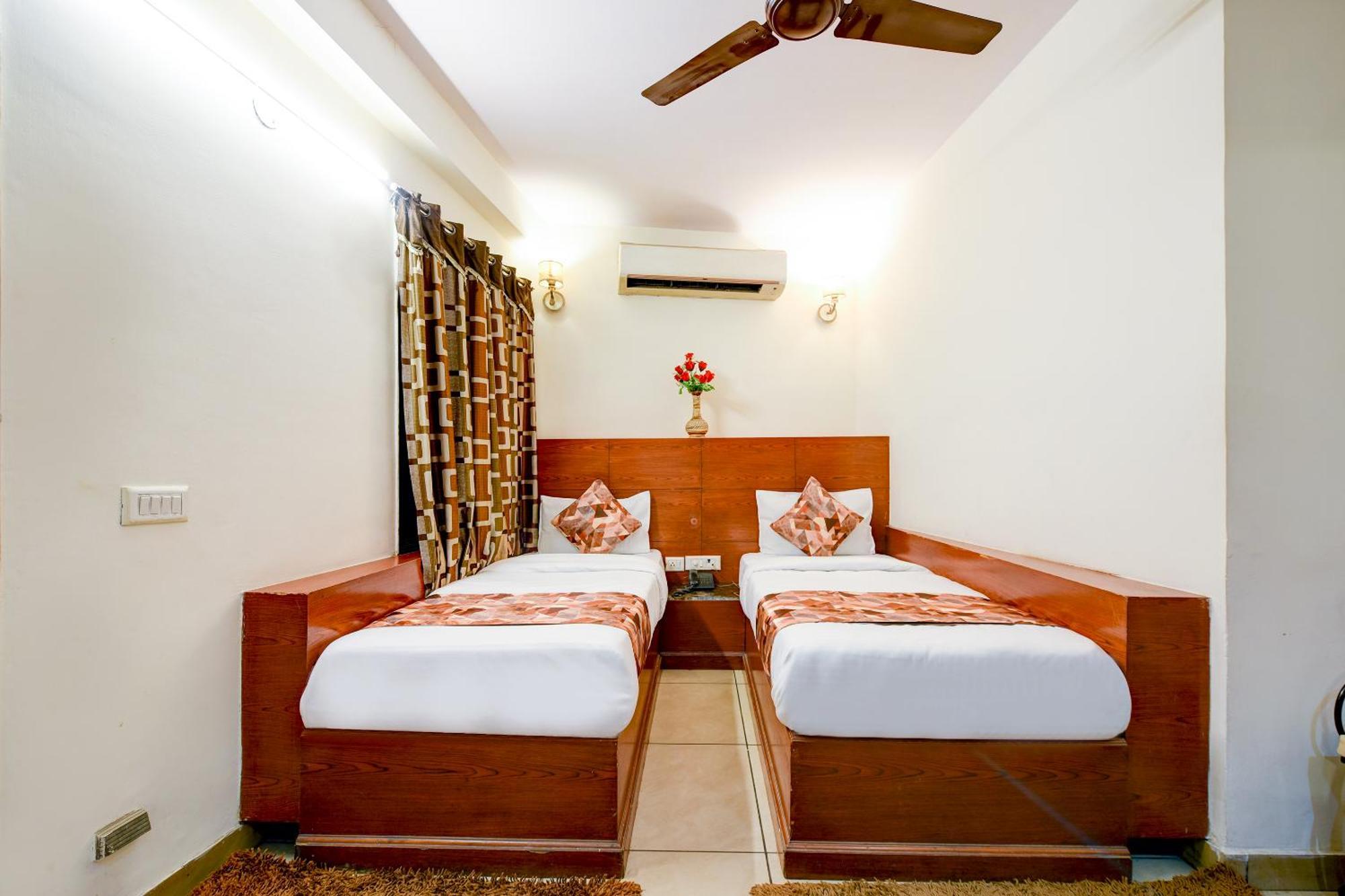 Hotel Le Grand - Walk-In From Rk Ashram Metro Station New Delhi Eksteriør billede