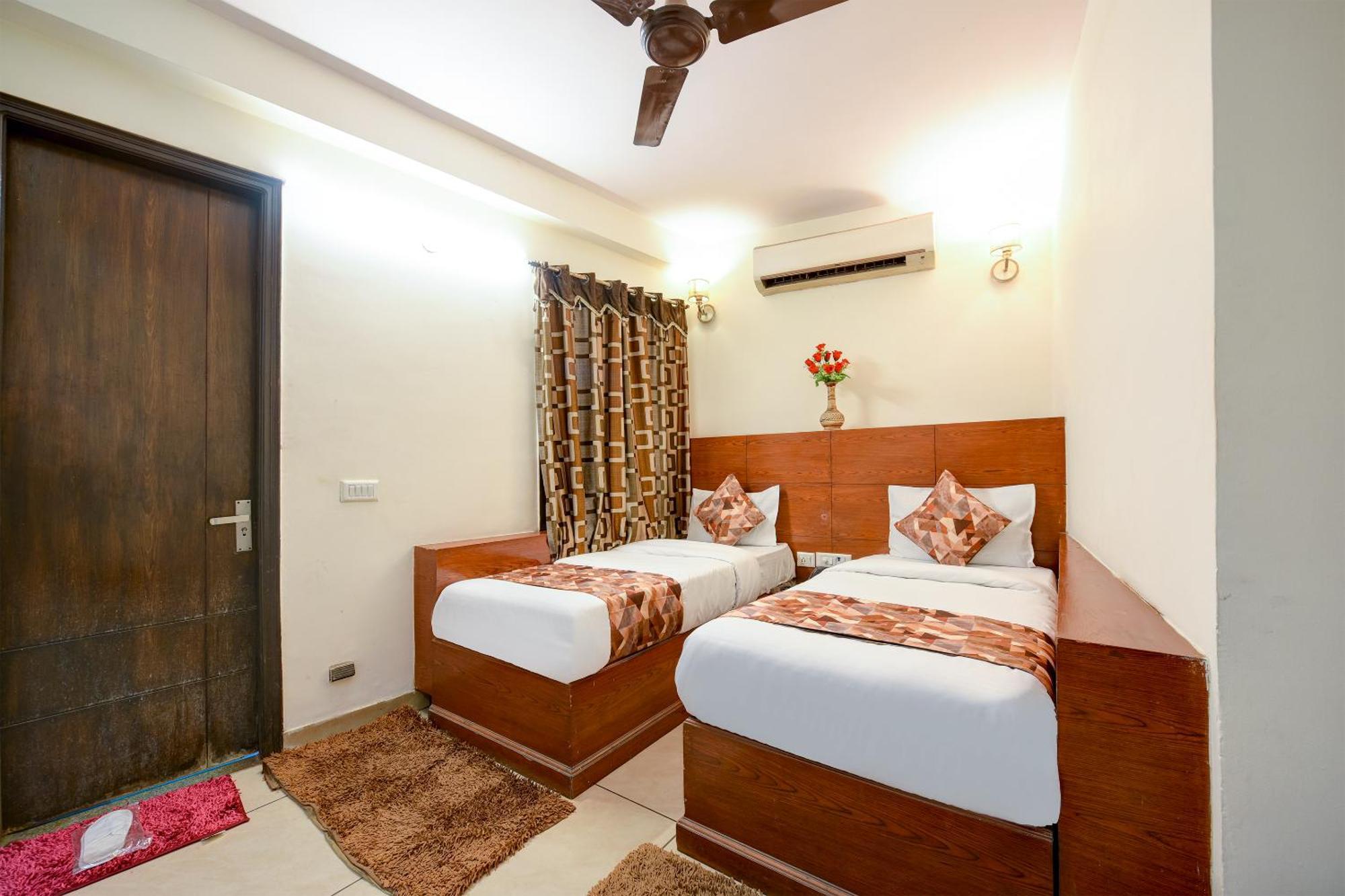 Hotel Le Grand - Walk-In From Rk Ashram Metro Station New Delhi Eksteriør billede